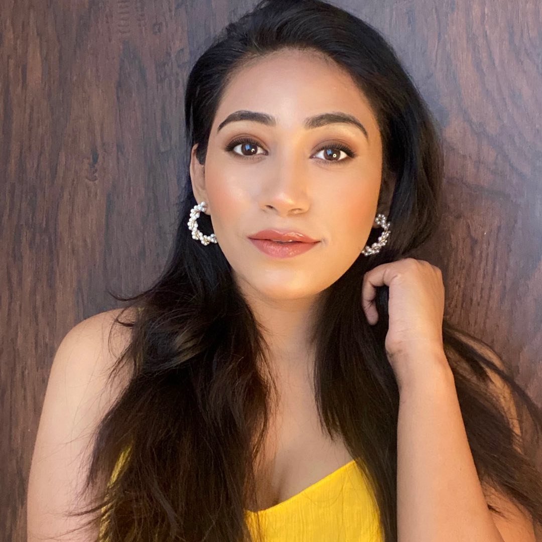 Nidhi Sharma, Makeup Artist